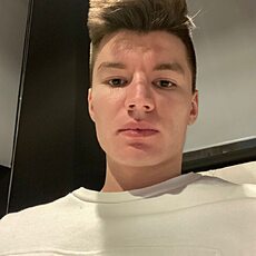 Фотография мужчины Максим, 22 года из г. Нижнекамск