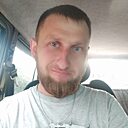 Виктор, 33 года