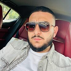 Фотография мужчины Andreimarius, 28 лет из г. Arad