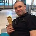 Роман, 44 года