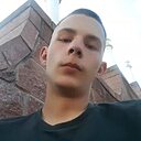 Незнаю, 20 лет