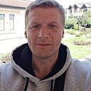 Простой, 52 года