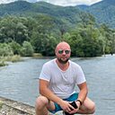 Роман, 44 года