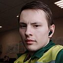 Денис, 22 года