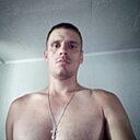 Лев, 35 лет