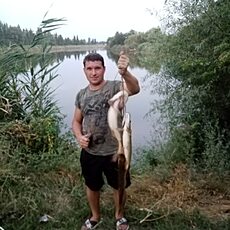 Фотография мужчины Валера, 37 лет из г. Кореновск