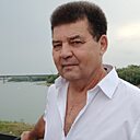 Юрий, 63 года