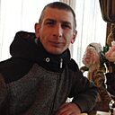Макс, 33 года