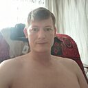 Денис, 33 года