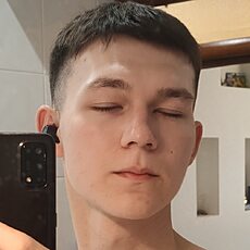 Фотография мужчины Максим, 22 года из г. Омсукчан