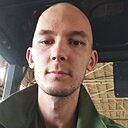 Денис, 33 года