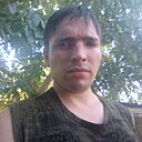Саша, 32 года