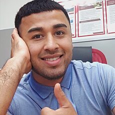 Фотография мужчины Parviz, 37 лет из г. Хабаровск