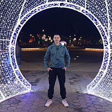 Фотография мужчины Влад, 19 лет из г. Александро-Невский