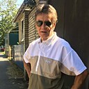 Виктор, 64 года