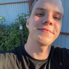 Фотография мужчины Леонид, 28 лет из г. Нижнекамск