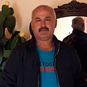 Омонбой, 52 года