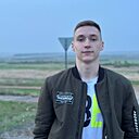 Ростислав, 21 год