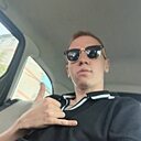 Макс, 24 года
