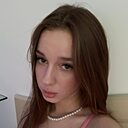 Полина, 22 года