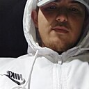 Артур, 24 года