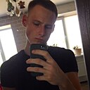 Макс, 24 года