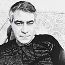 Nuris, 51 год