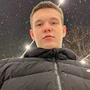 Максим, 22 года