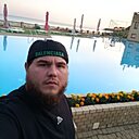 Амир, 27 лет
