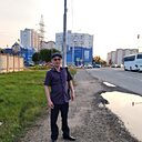 Женис, 35 лет