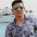 Роман, 33 года