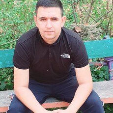 Фотография мужчины Ренат, 28 лет из г. Майкоп