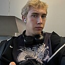 Денис, 21 год