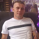 Михаил, 33 года
