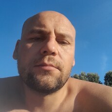 Фотография мужчины Petr, 37 лет из г. Познань