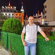 Фотография мужчины Влад, 47 лет из г. Волжский