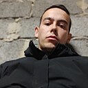 Денис, 24 года
