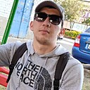 Thomas, 31 год