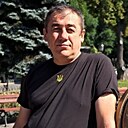Віктор, 51 год
