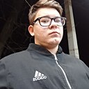 Роман, 19 лет