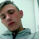 Артём, 23 года