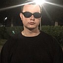 Саша, 23 года