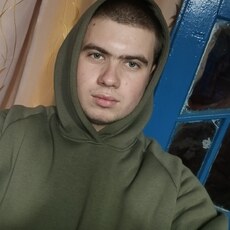 Фотография мужчины Денис, 22 года из г. Клинцы