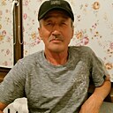 Мухтар, 60 лет