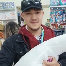 Фотография мужчины Радмир, 21 год из г. Учалы