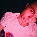 Сережа, 22 года