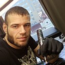 Den, 33 года