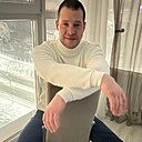 Денис, 33 года