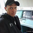 Максим, 33 года