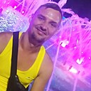 Олег, 37 лет
